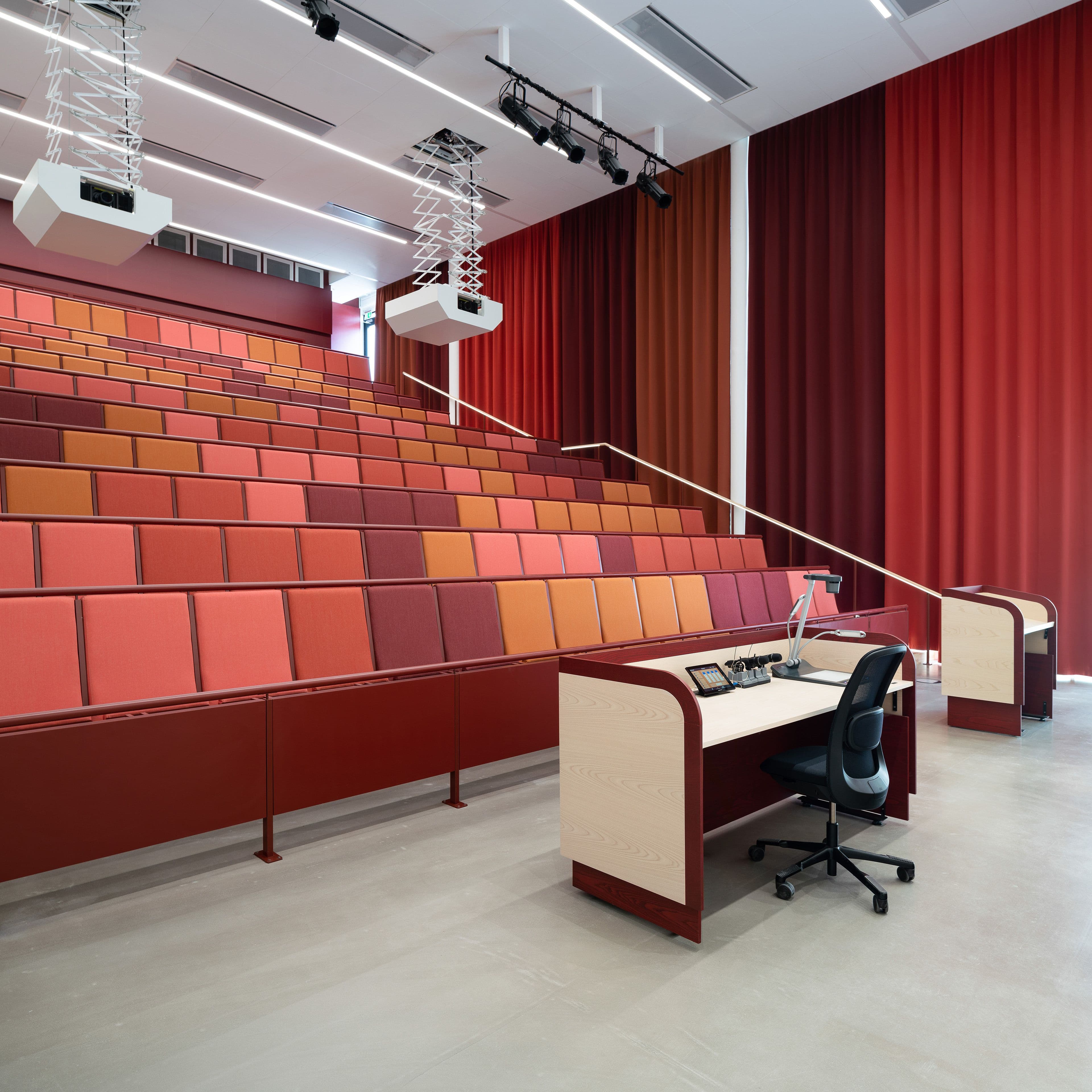 Image of the auditorium at Campus Eskilstuna at Mälardalen University.