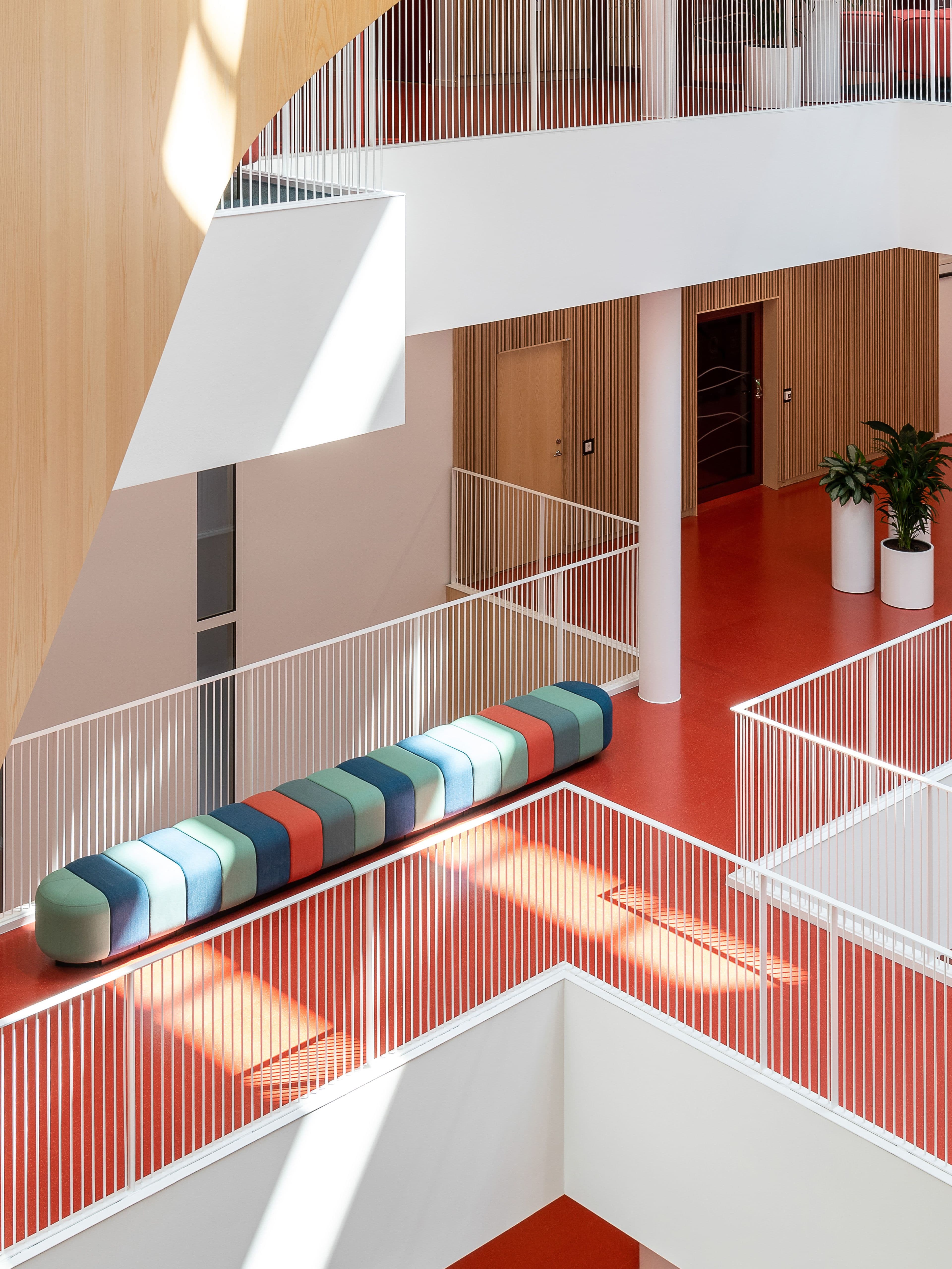 Image of the atrium at Campus Eskilstuna at Mälardalen University.