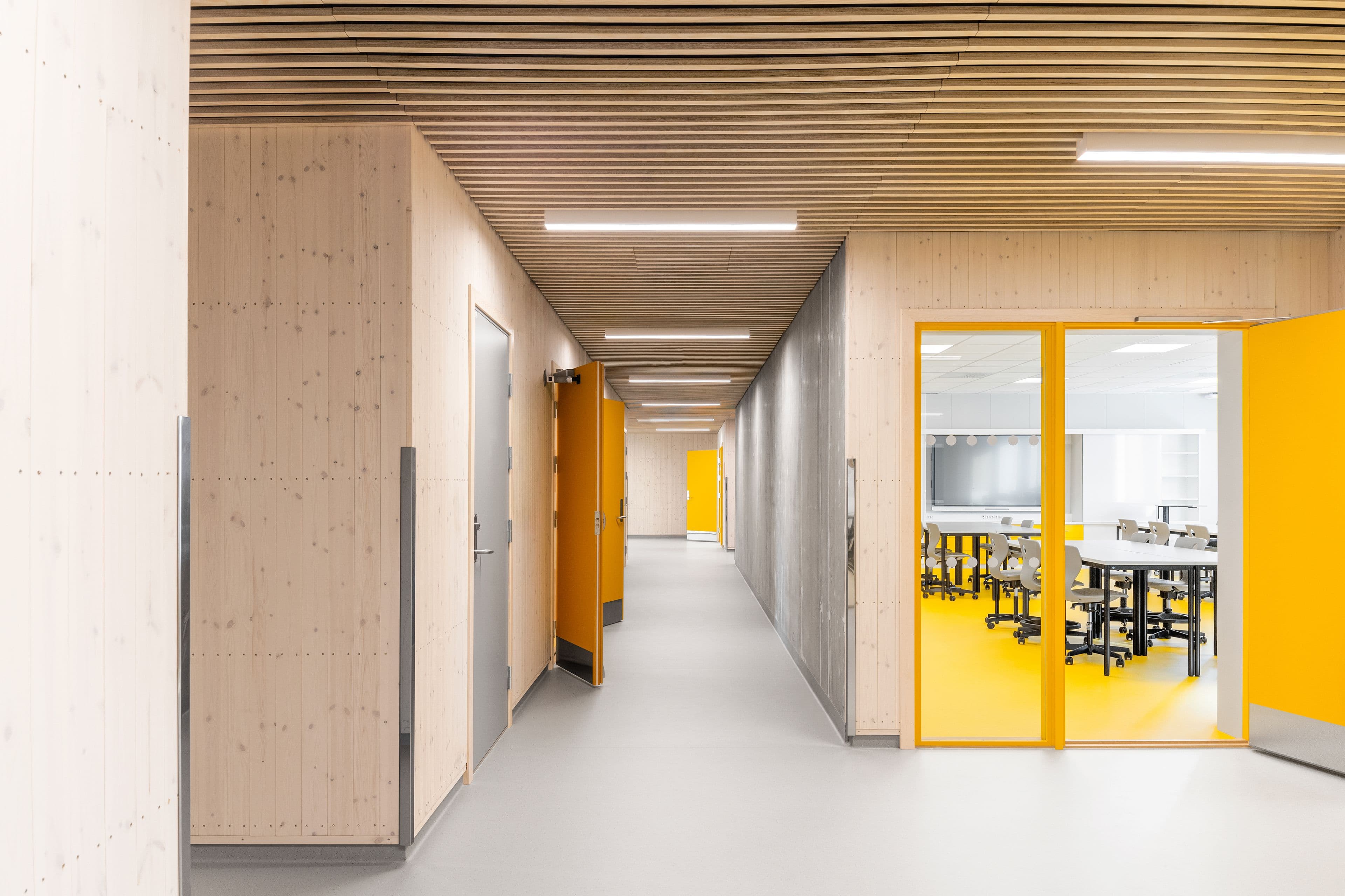 Image from a hallway at Kirkelund School in Skiptvet.