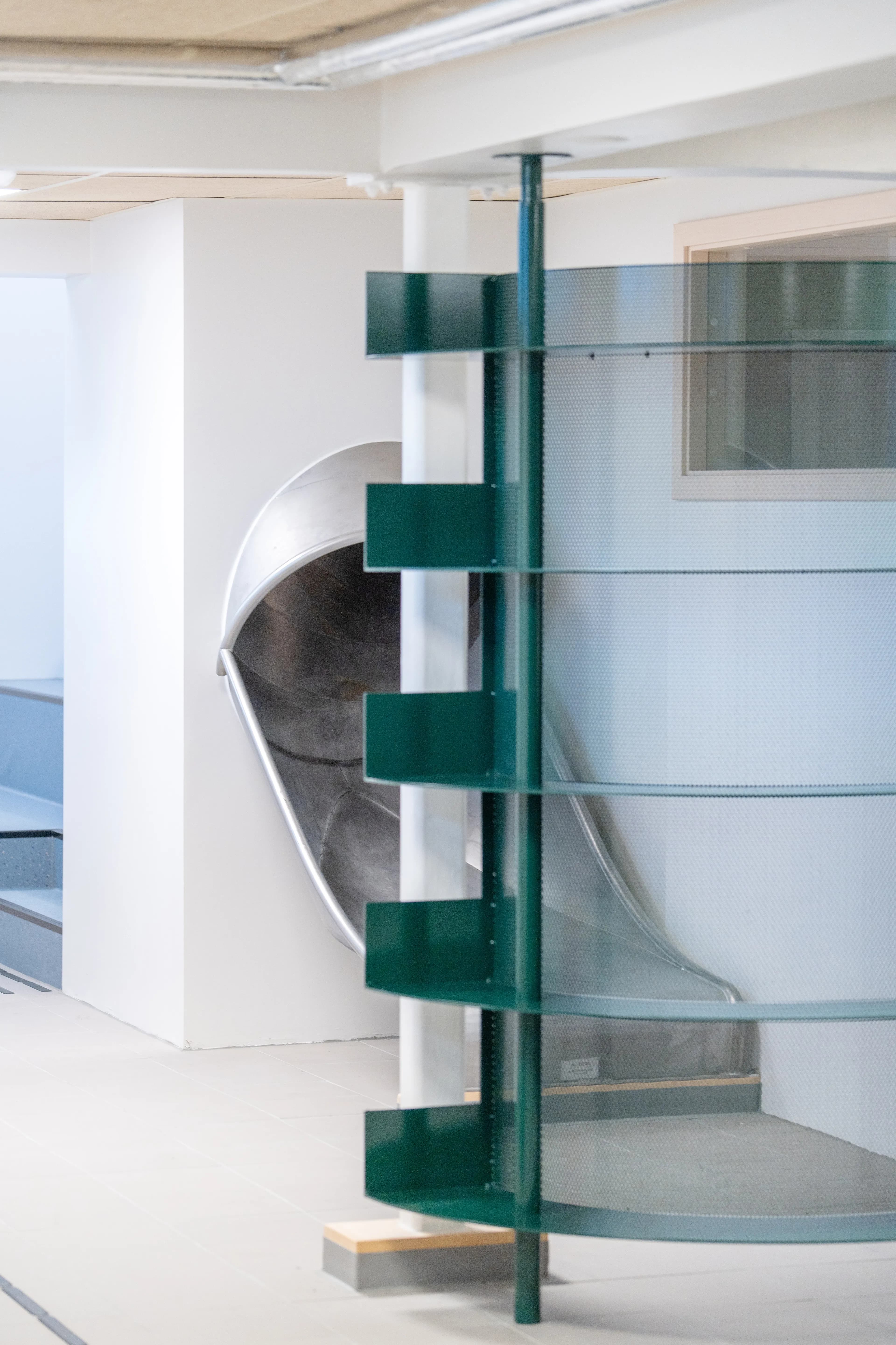 Image of the preserved book chute at Sarpsborg Library.