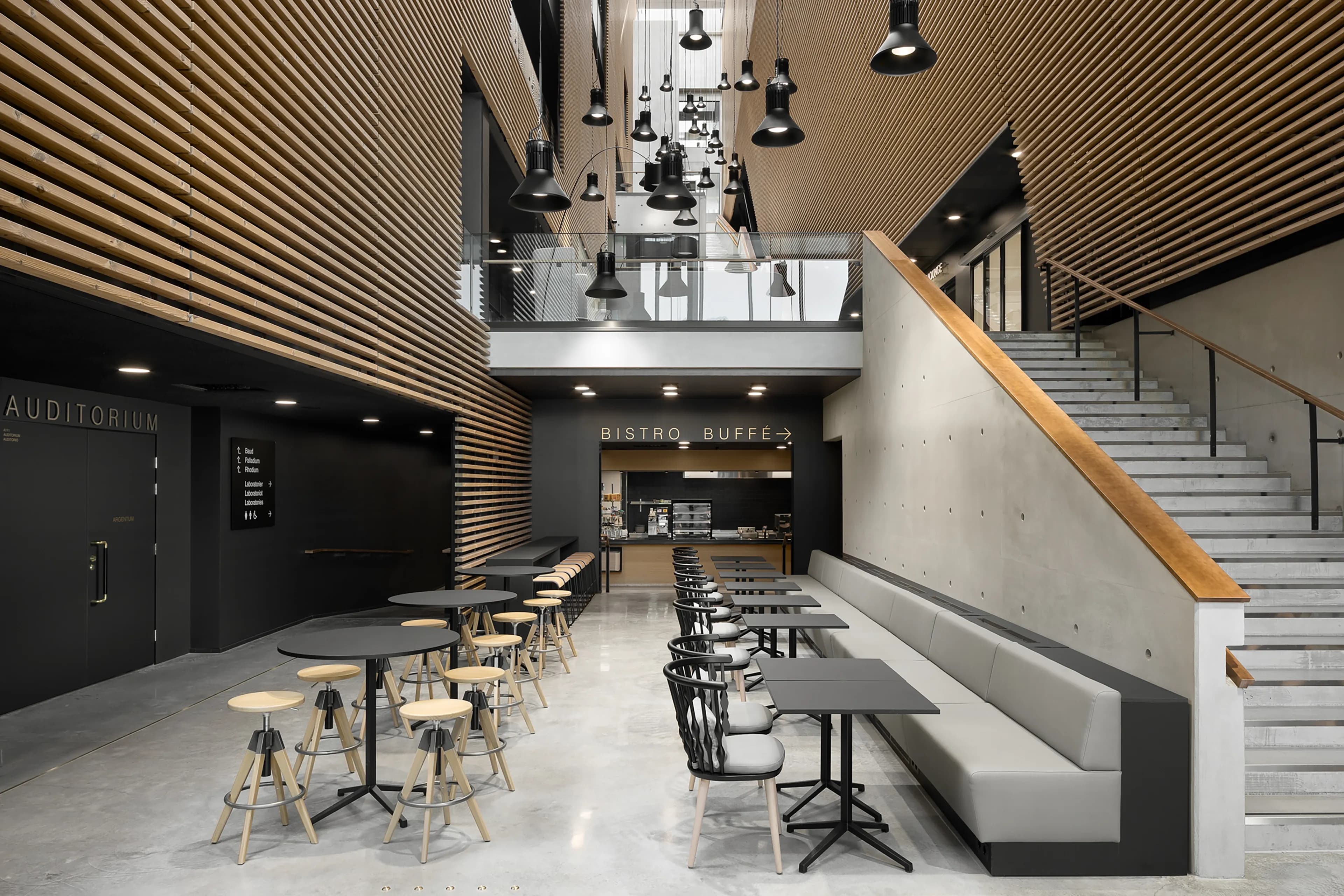 Image of the interior of Aurum in Turku.