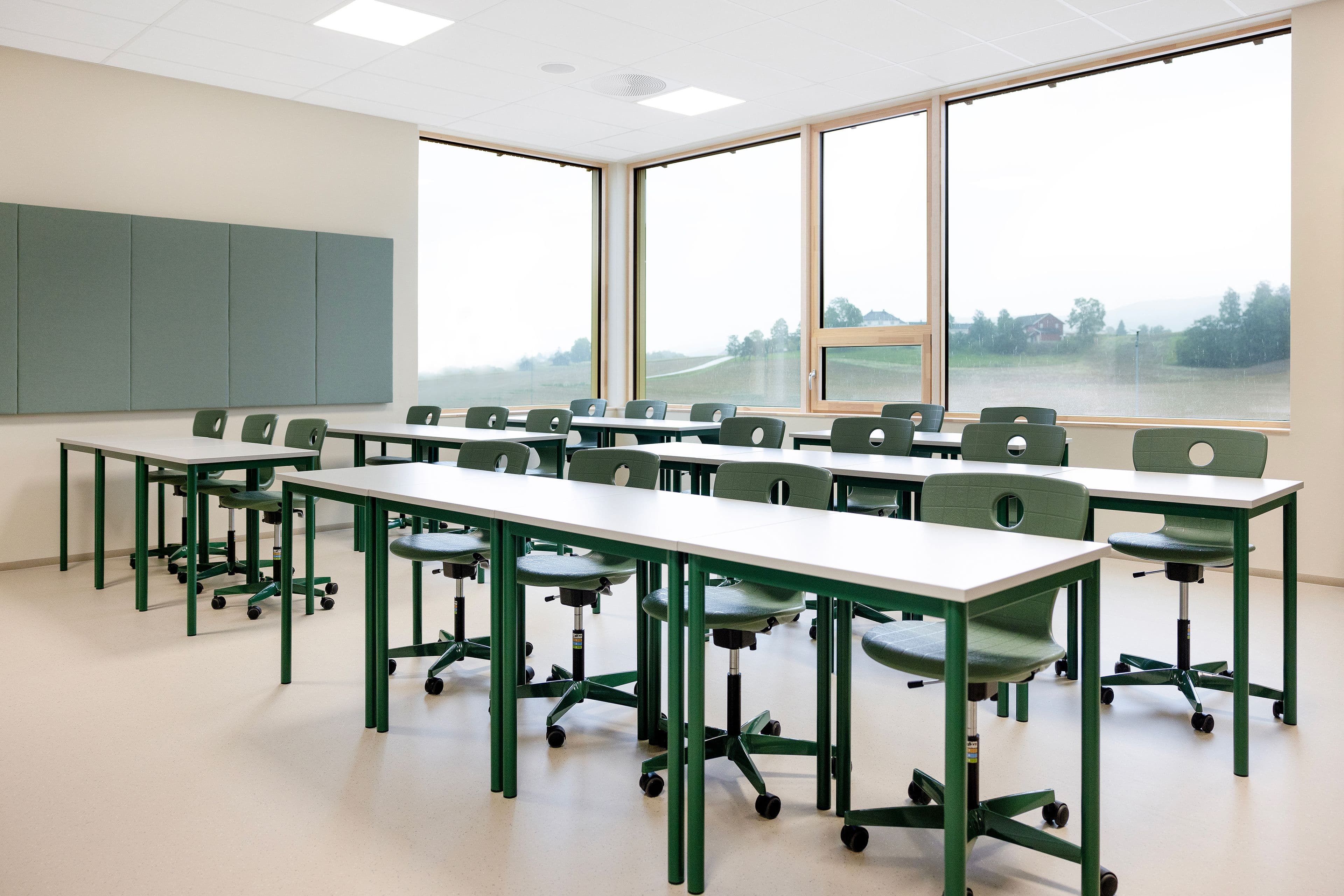 Image from a classroom at Klokkerjordet School in Sande.